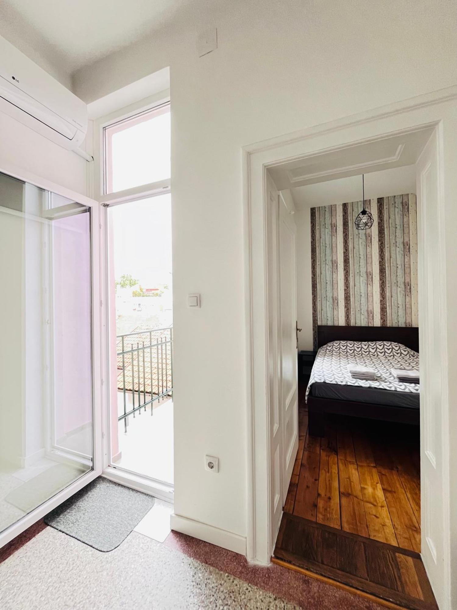 You Will Love It, In Vracar Belgrado Exterior foto